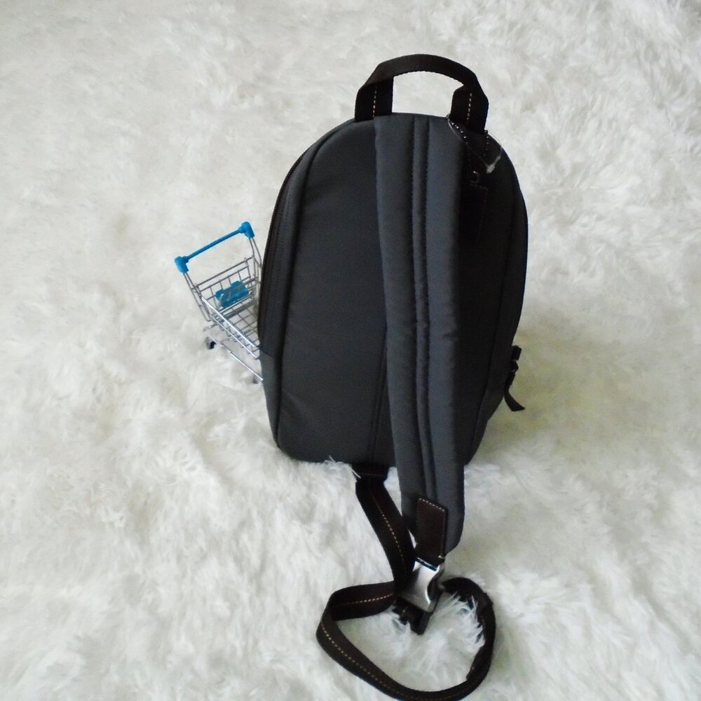 Coach Men Varick Sling Backpack Gray F70692 - Picture 4 of 15